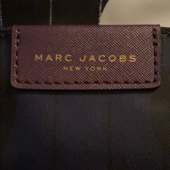 Backpack - Picture 2 of 5